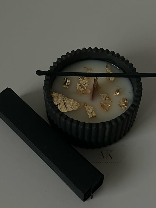 Black Potted Candle Small